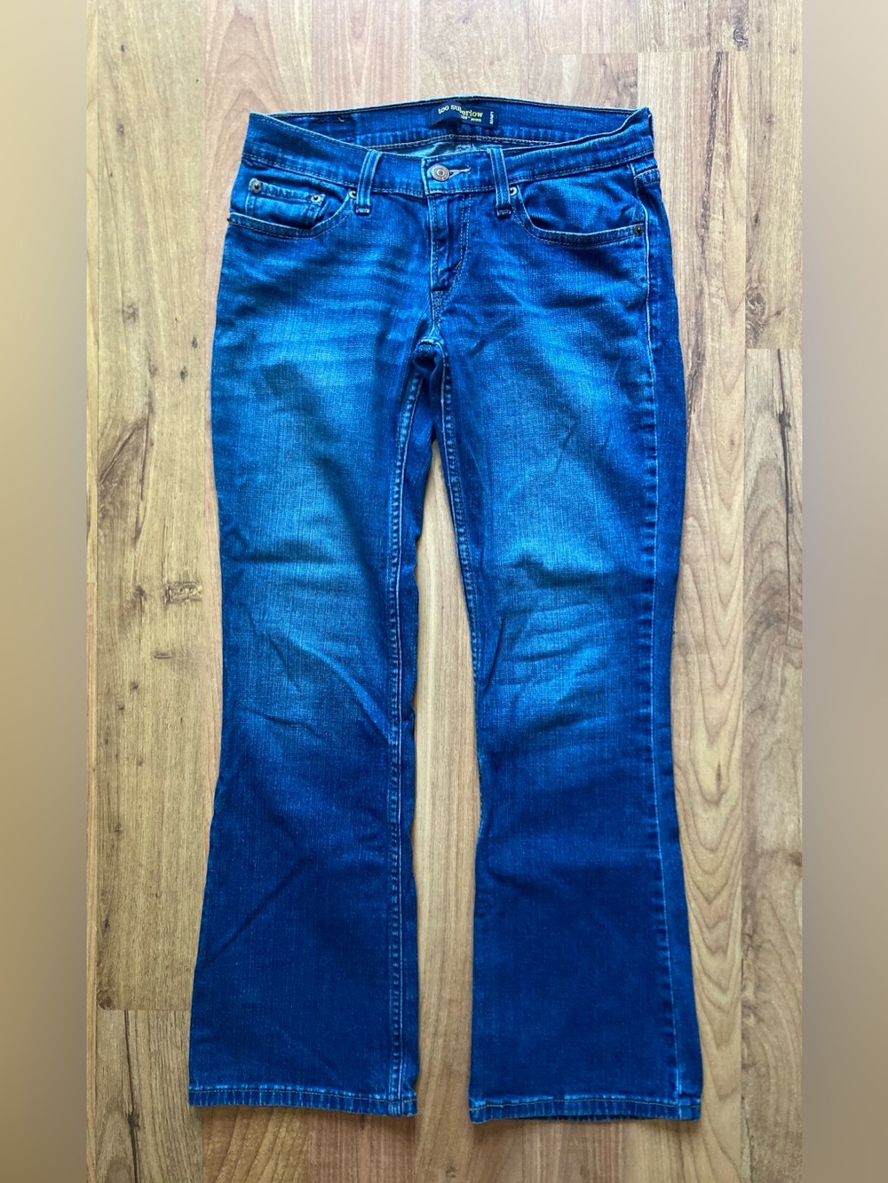 Levi’s Too Superlow 524 Women Juniors Sz 3 Boot Cut Blue Jeans Medium Wash